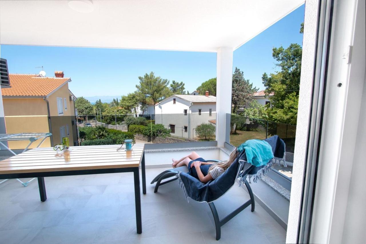 Apartment Nauta Lux Malinska Bagian luar foto